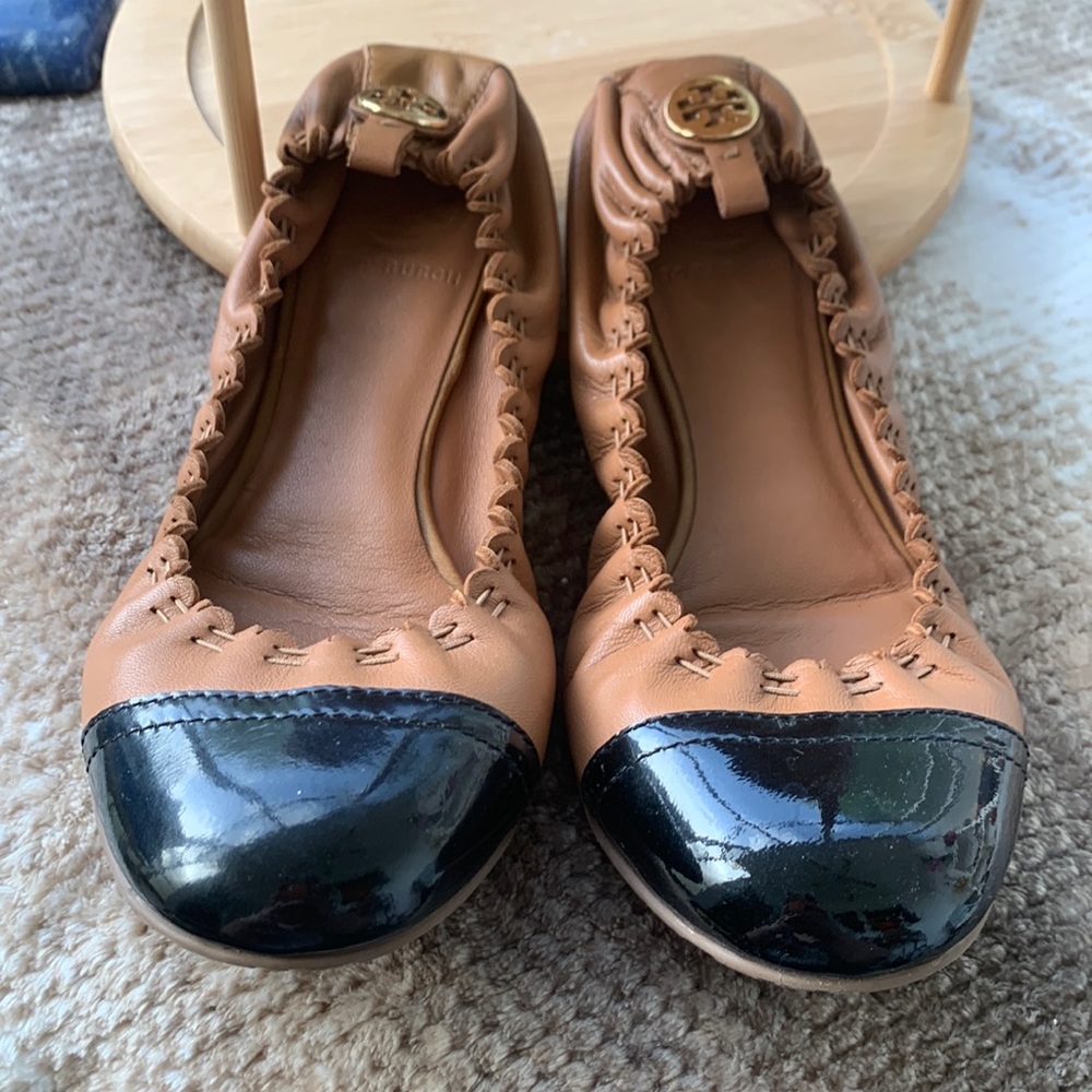 TORY BURCH Cap Toe leather ballet flats